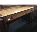 ANTIQUE MAHOGANY DESK/SIDE TABLE WITH DRAW & TURNED LEGS, 3ft 6'' WIDE X 1ft 9'' DEEP