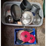 2 CARTONS OF MIXED STAINLESS STEEL & CAST IRON KITCHEN WARE INCL; CAST IRON COUSANCES SAUCEPANS