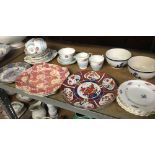 QTY OF MIXED CHINAWARE, TRENTHAM ROYAL CROWN POTTERY, DELFT STYLE BOWL & OTHER PLATES