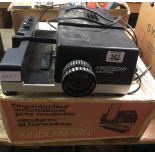 KINDERMANN SLIDE PROJECTOR WITH VARIOUS SLIDES & ROTARY TRAYS