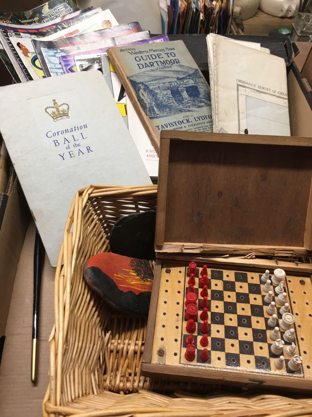 CARTON WITH VARIOUS PAMPHLETS, PROGRAMMES, WICKER BASKET & A TRAVELLING CHESS SET