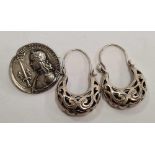 A PAIR OF PIERCED SILVER HOOP EARRINGS & JOAN OF ARC BROOCH