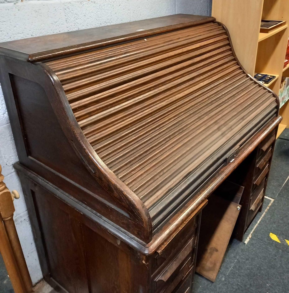 OAK ROLL TOP DESK