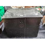 METAL LOG / COAL BOX