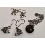 TWO PAIRS OF EAR PENDANTS & A CAMEO PENDANT