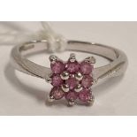 9ct WHITE GOLD PINK STONE CLUSTER RING