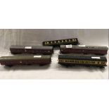 'OO' GAUGE SLEEPING CAR CARRIAGE, 'OO' GAUGE GUARDS CARRIAGE, 'OO' GAUGE HORNBY PULLMAN CARRIAGE, '