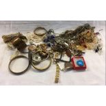 BAG OF COSTUME JEWELLERY