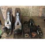 2 STANLEY SMOOTHING PLANES & 3 OTHERS