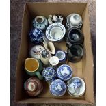 2 CARTONS OF MISC CHINAWARE INCL; GINGER POTS, PLATES, CUPS & SAUCERS, JUGS