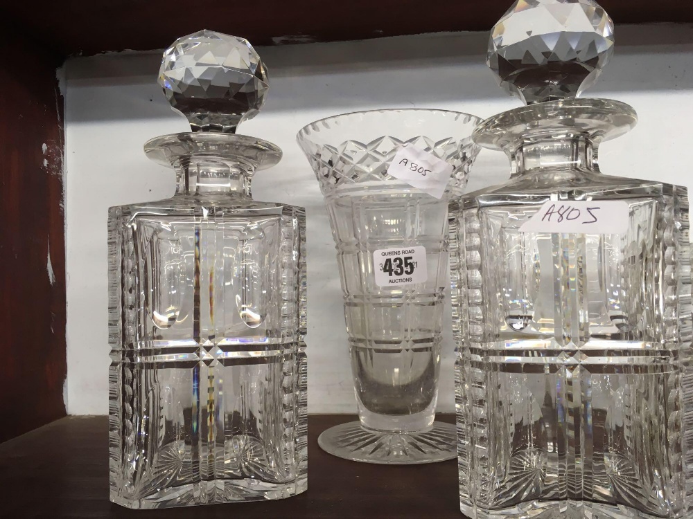 PAIR OF MATCHING CUT GLASS DECANTERS, LARGE CRYSTAL FRUIT BOWL & VASE - Image 2 of 2