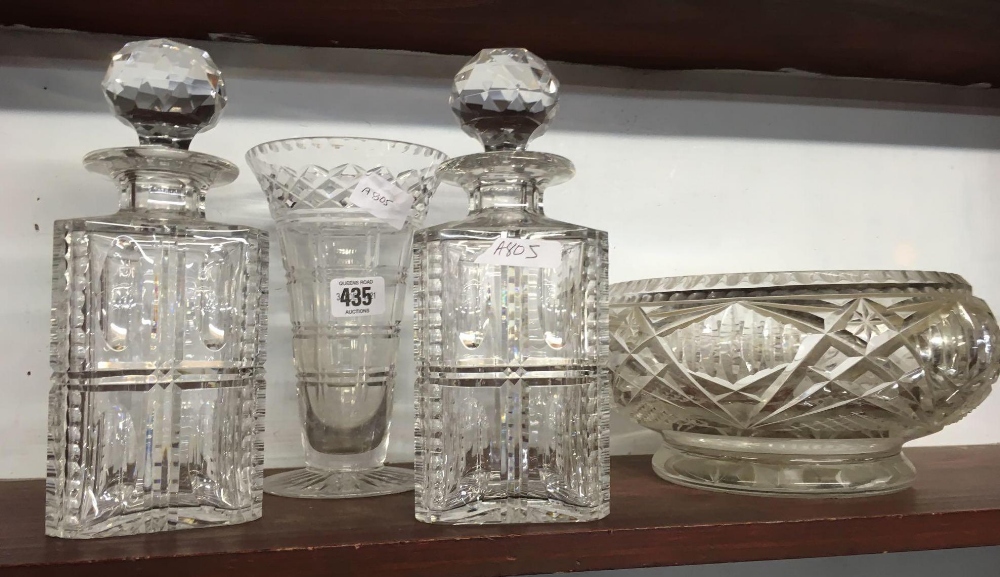 PAIR OF MATCHING CUT GLASS DECANTERS, LARGE CRYSTAL FRUIT BOWL & VASE