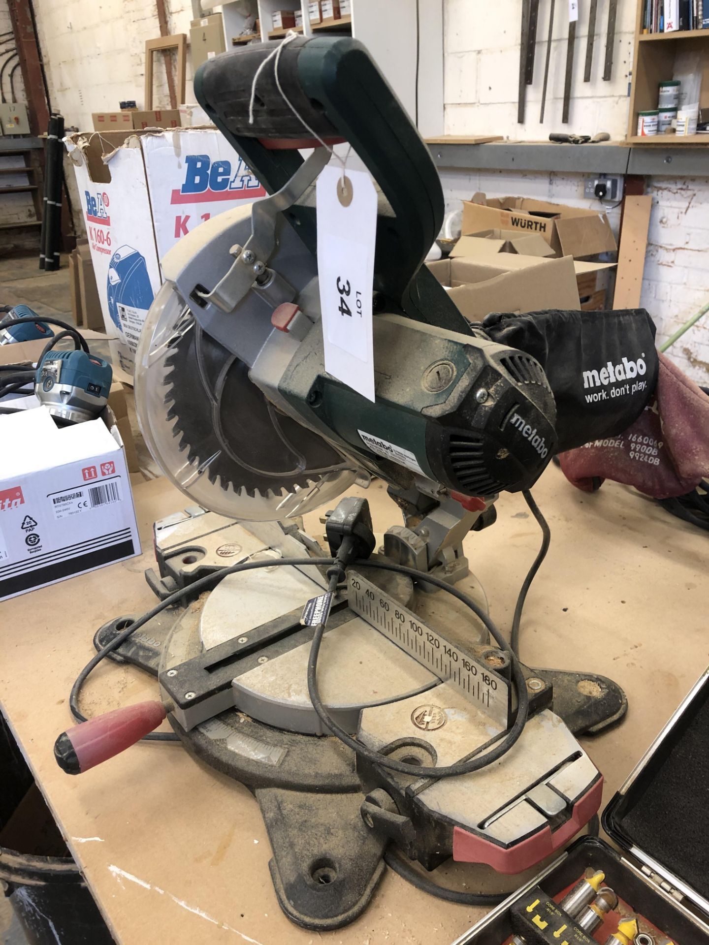 Metabo KS 216 M LaserCut Compound Crosscut Mitre Saw - Image 2 of 4