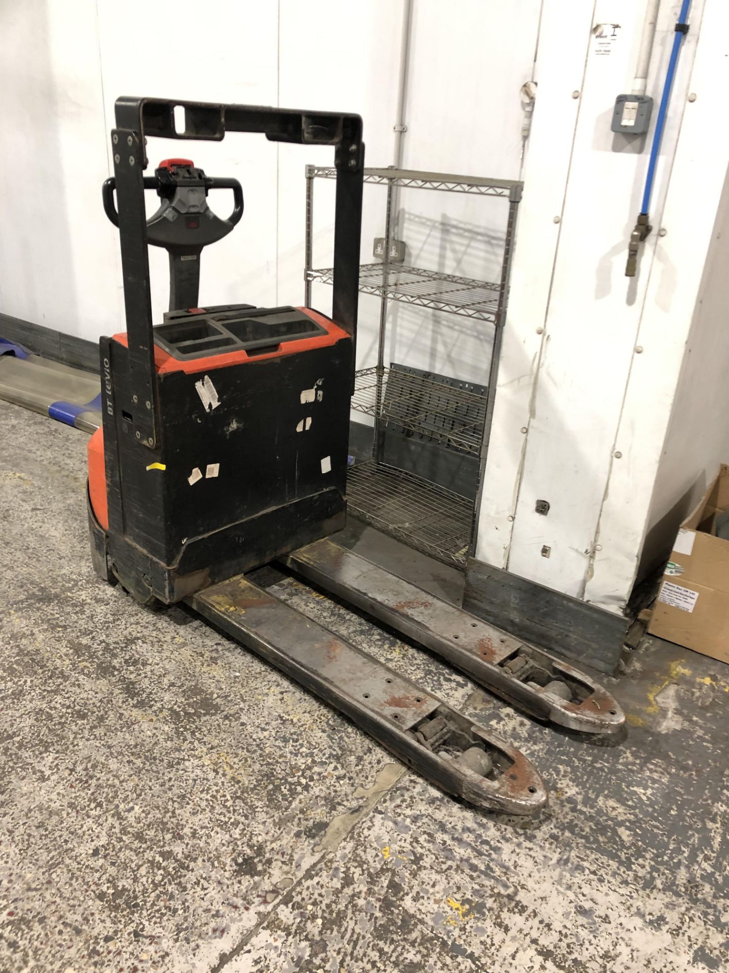 Toyota BT Levio 2.0T Electric Pallet Truck - Image 2 of 3