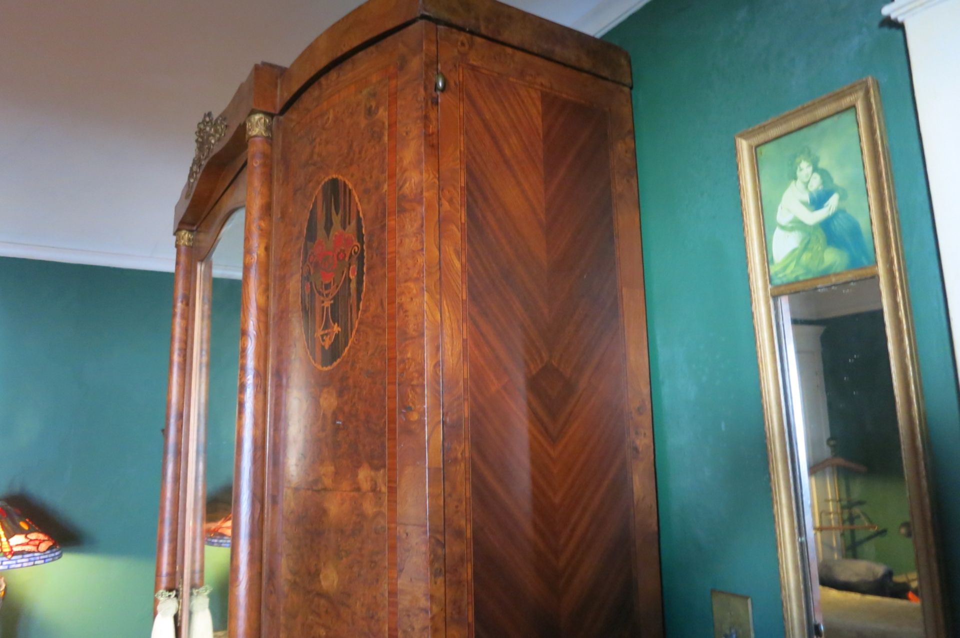 Armoire - Image 6 of 9