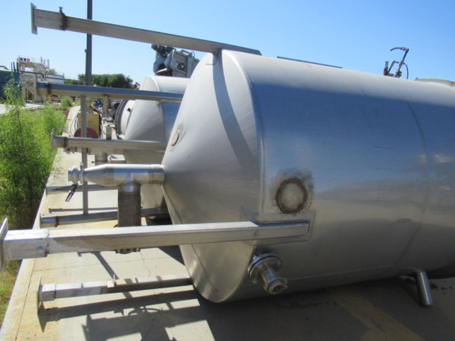 Stainless Tanks - Image 6 of 6