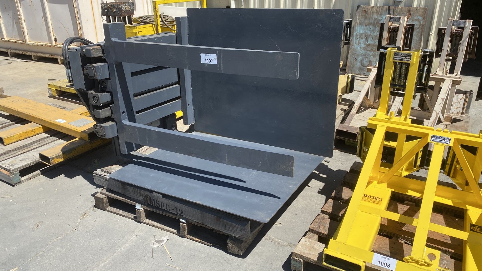 Carton Clamp Forklift Attachment