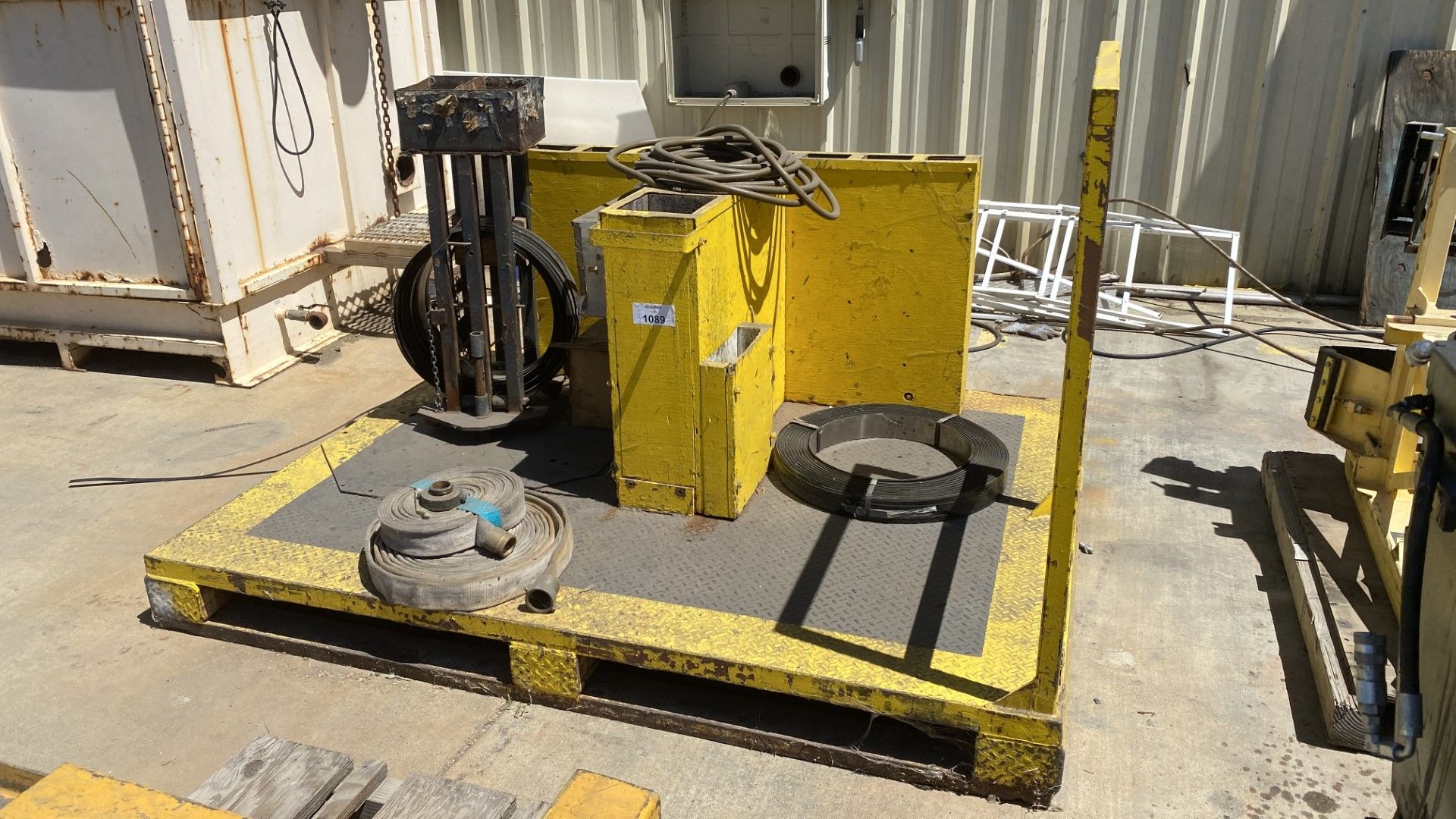 Strapping Machine Assembly