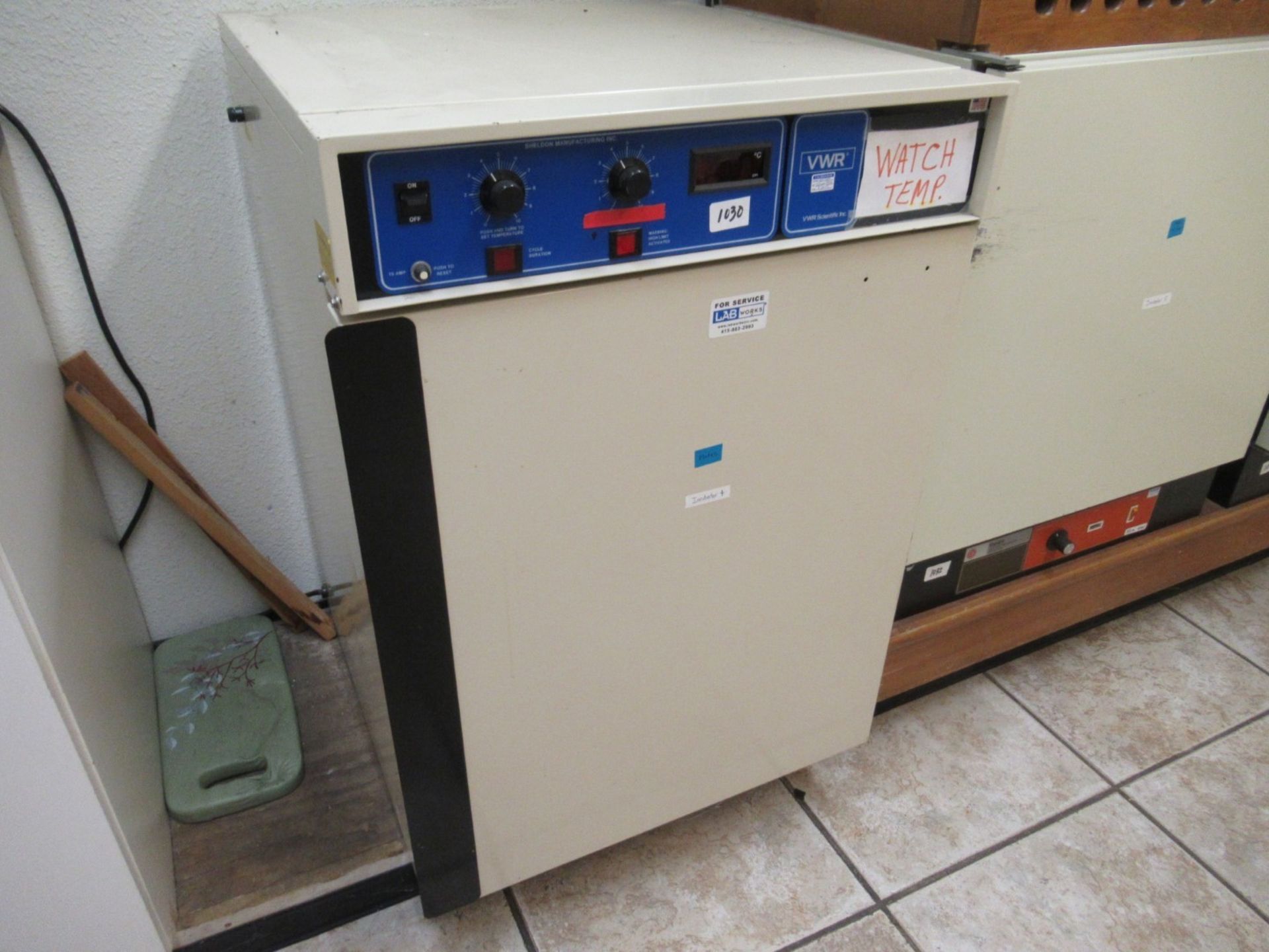 Temperature Cabinet