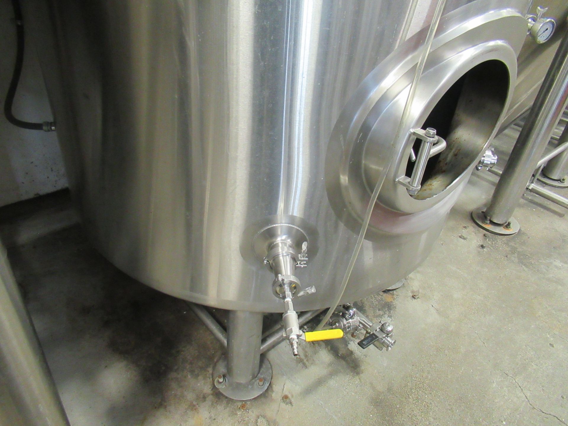 15BBL Brite Tank - Image 2 of 9