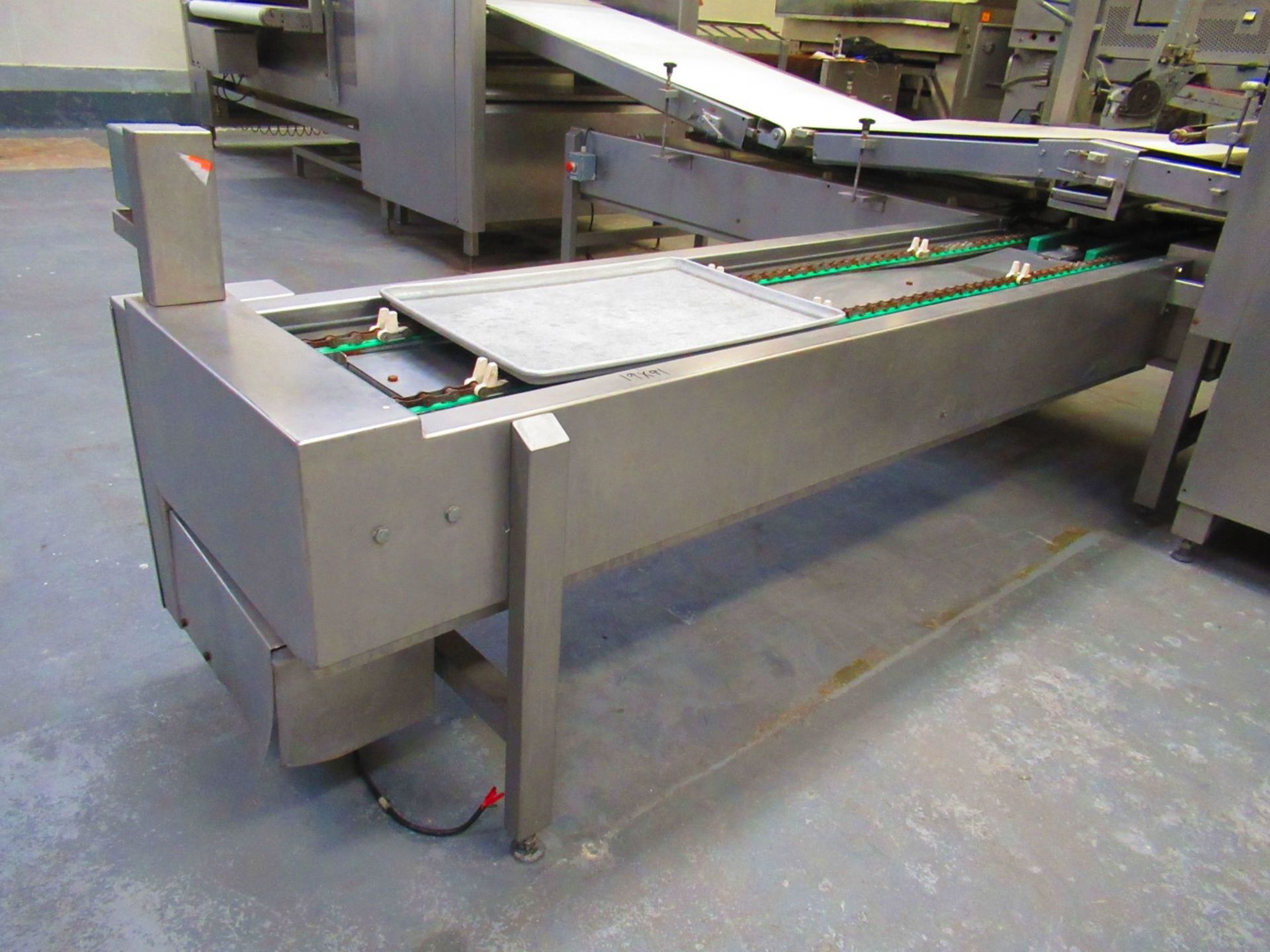 Tray Loading Conveyor - Image 3 of 6