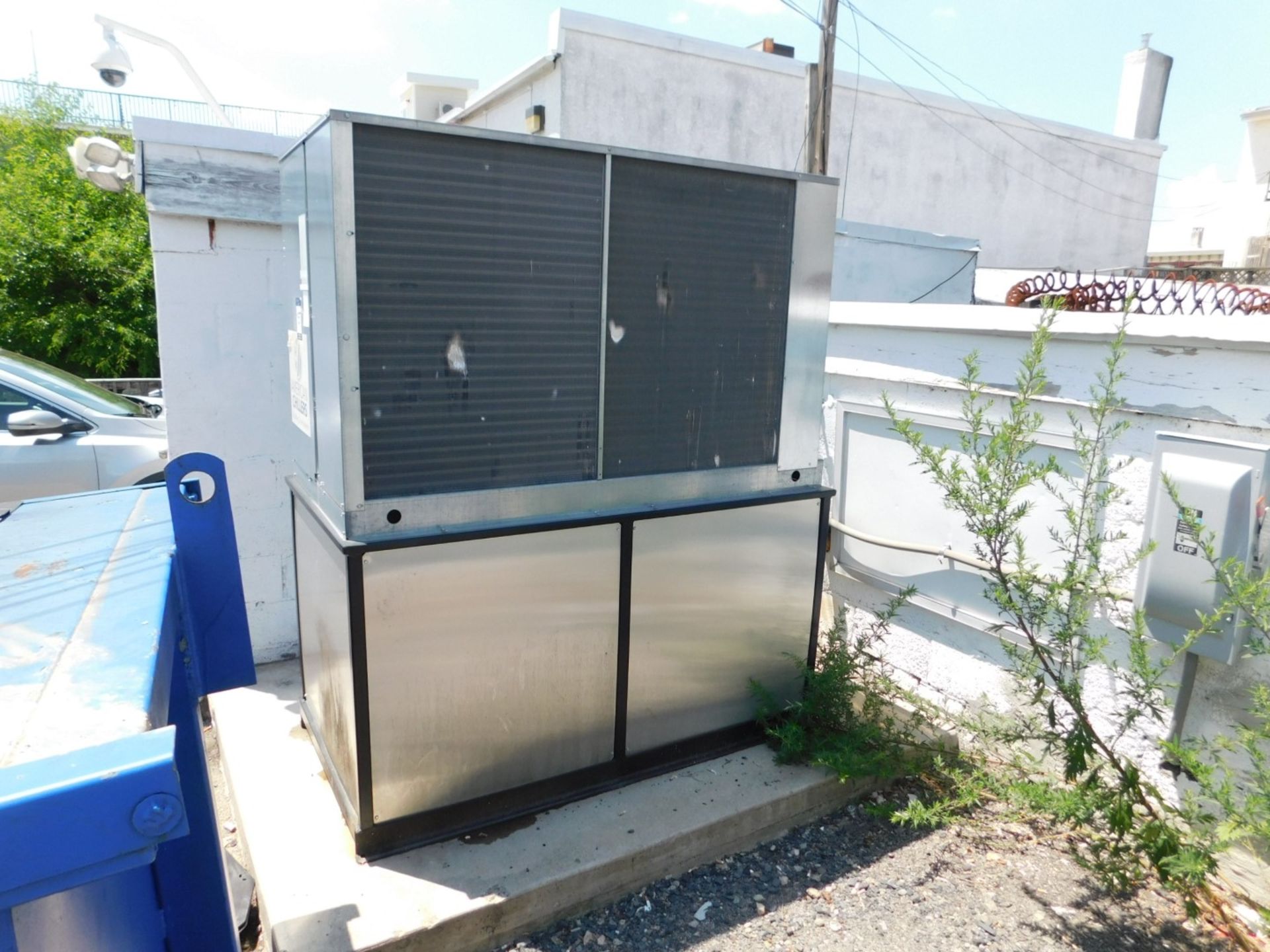 Chiller Unit - Image 2 of 2