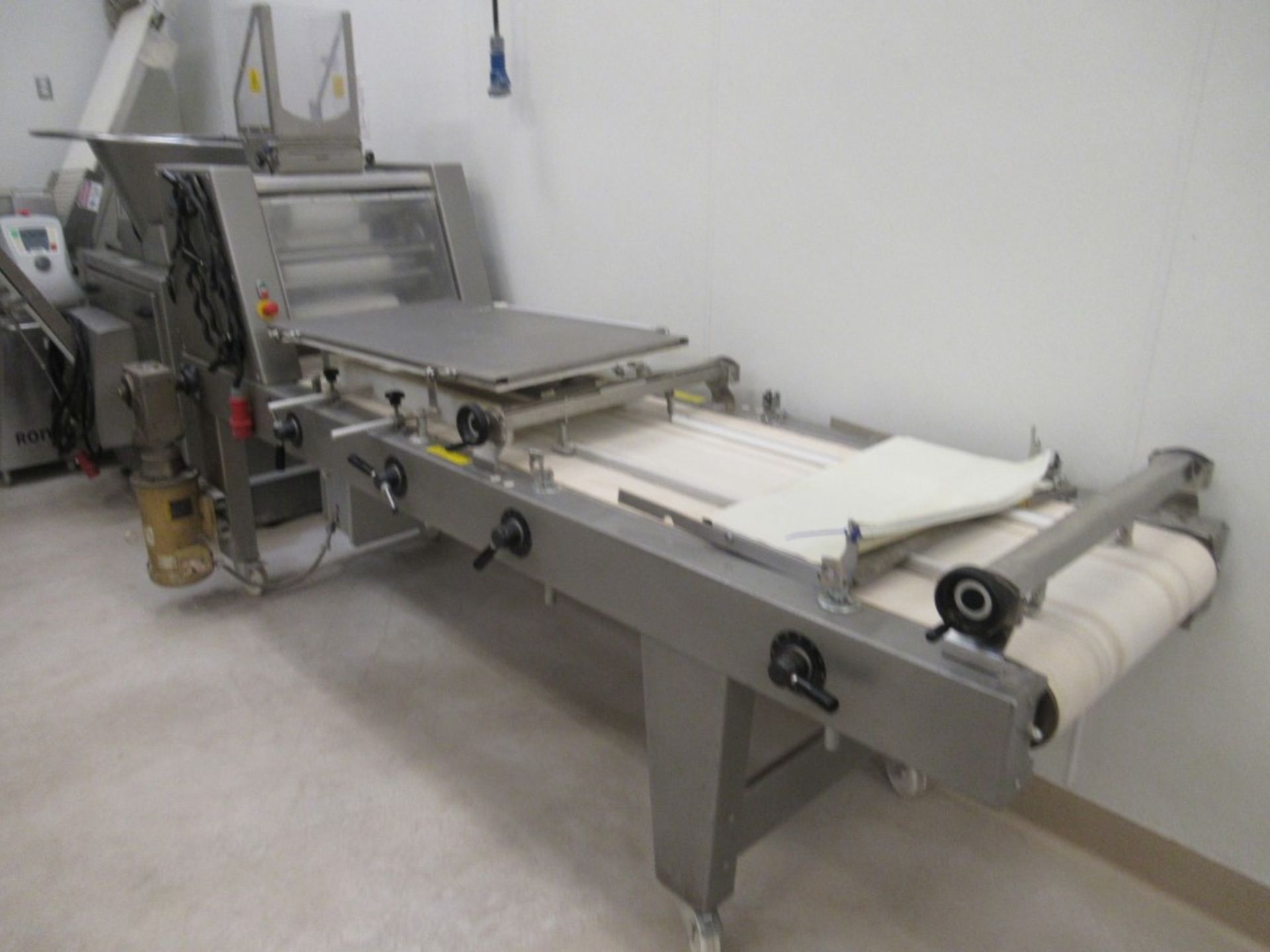 Moulder - Image 2 of 3