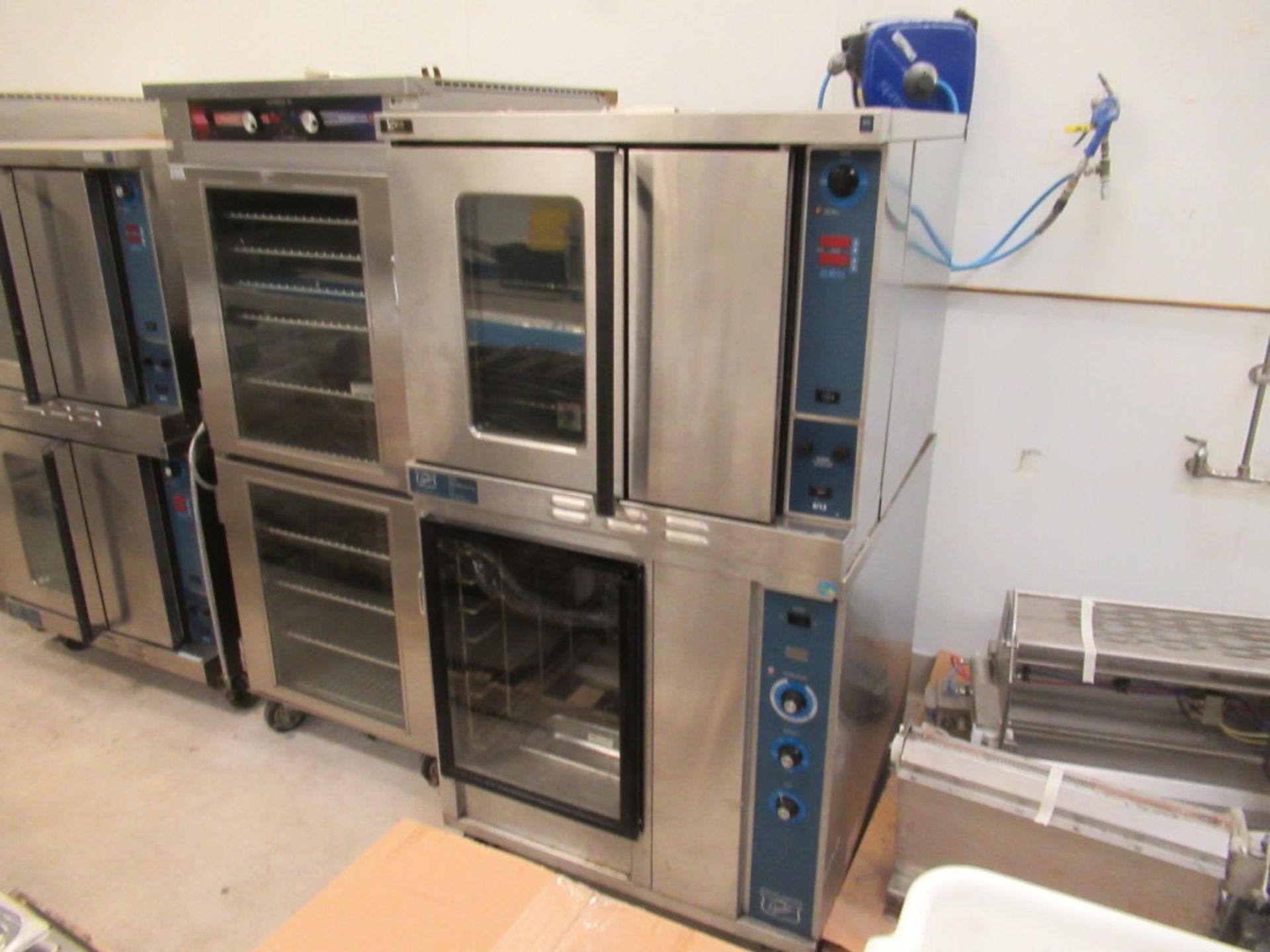 Oven - Image 2 of 6
