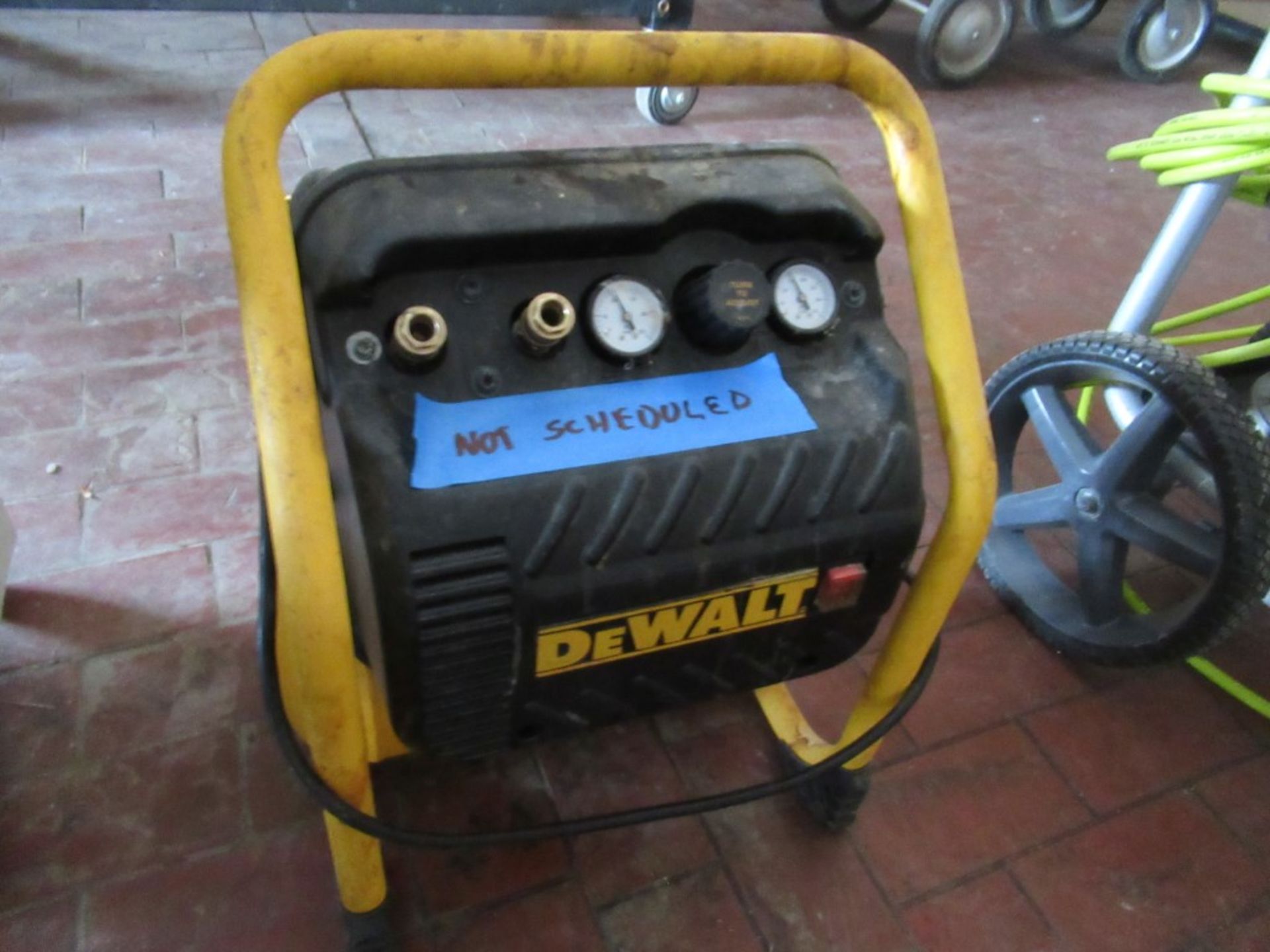 Portable Air Compressors - Image 2 of 2