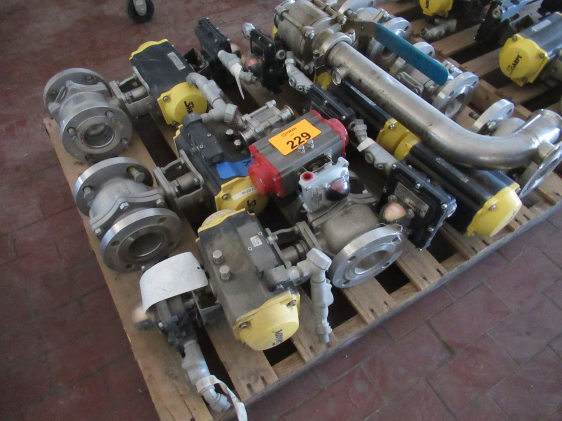 Air Actuated Ball Valves - Image 2 of 2