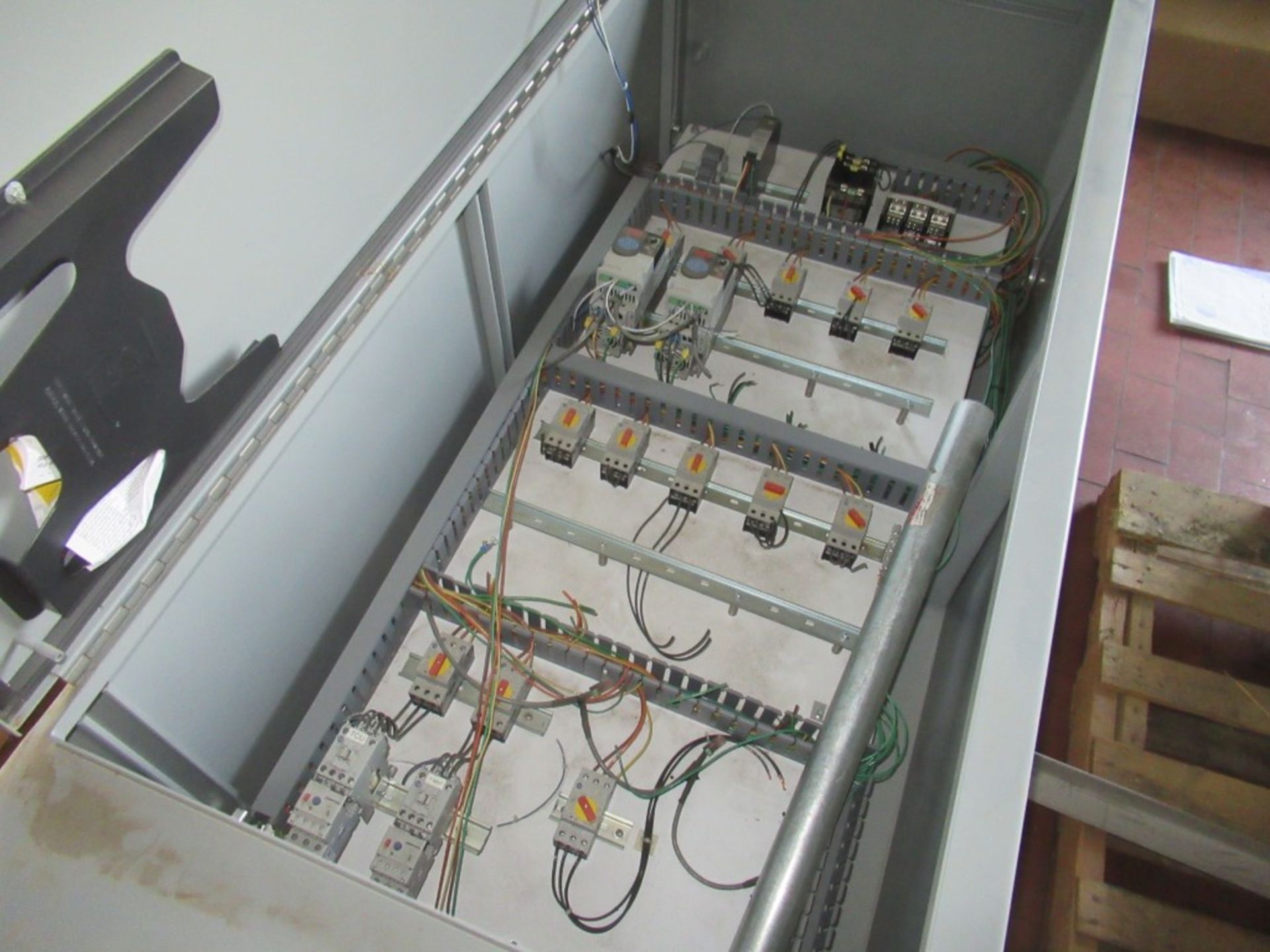 Electrical Enclosure - Image 3 of 3