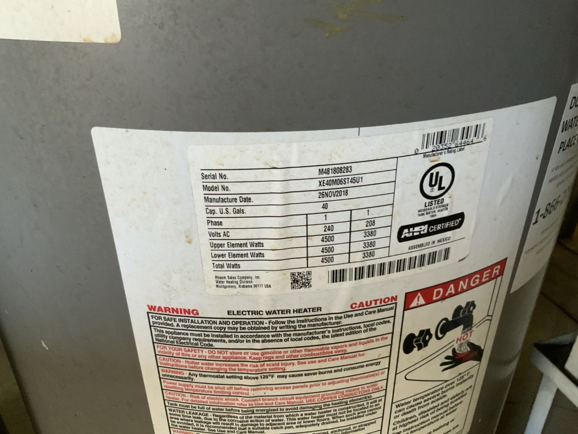 Water Heater - Image 2 of 2