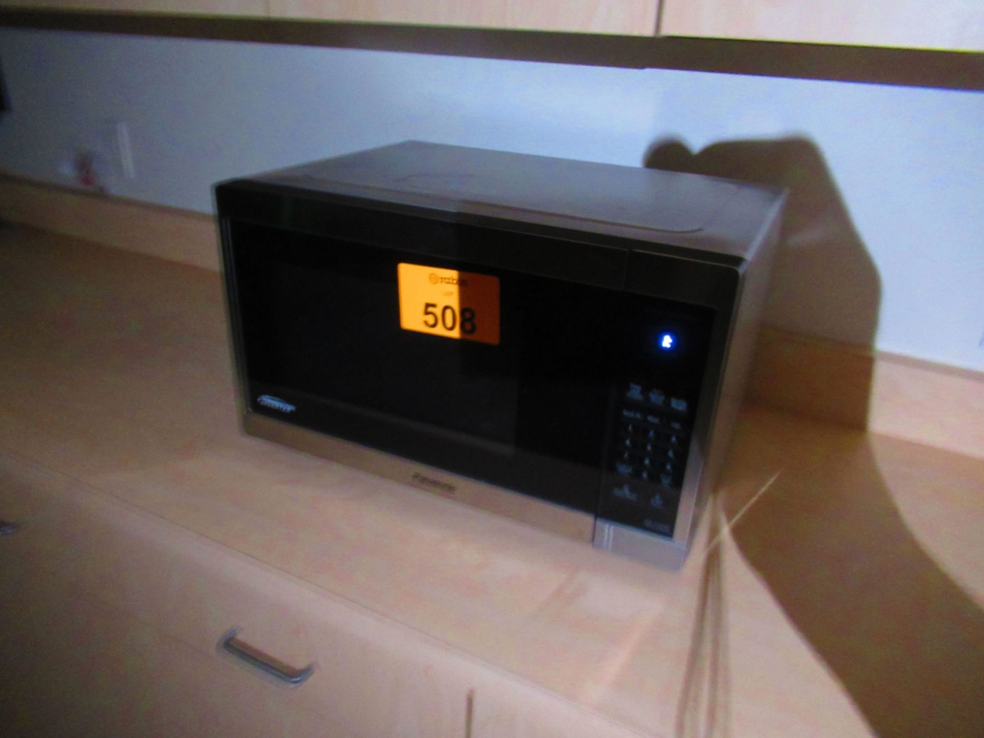 Microwave Ovens - Image 3 of 3