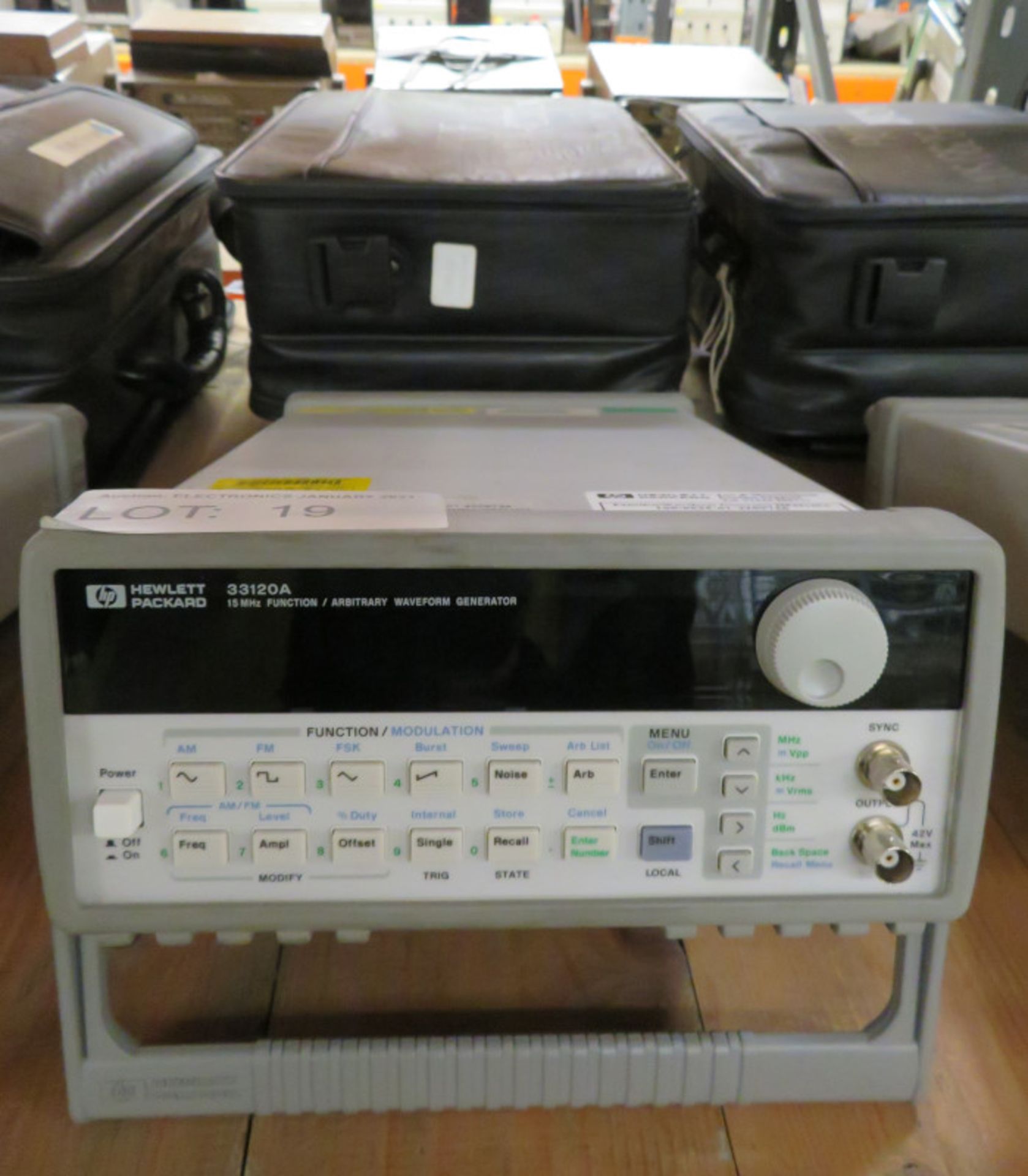 HP 33120A 15MHz Function/Arbitrary Waveform Generator - No Power Cable