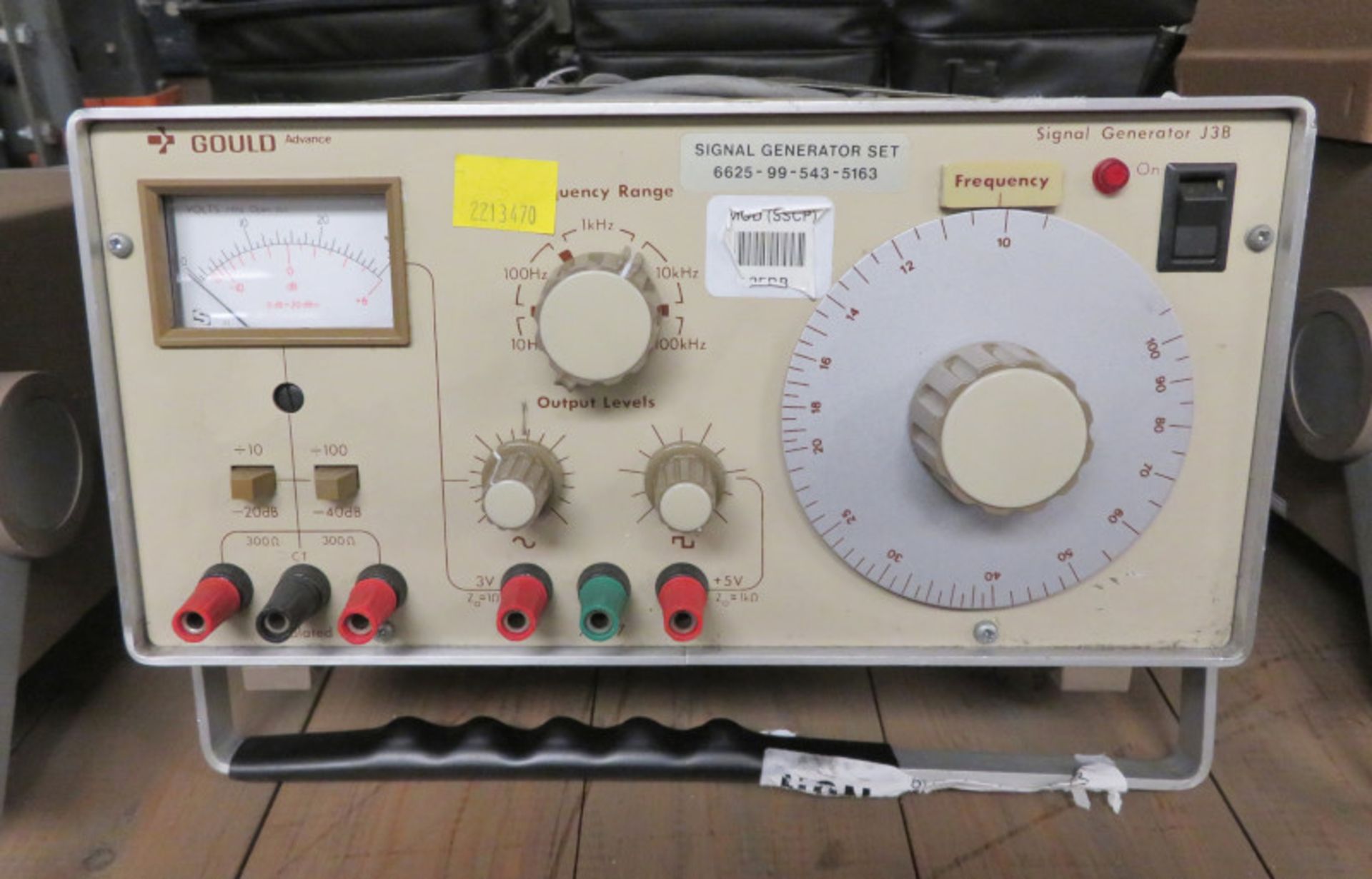 Gould J3B Signal Generator - Missing Foot & Broken Case