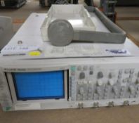 Fluke PM3092 Oscilloscope - 200MHz (For Spares)