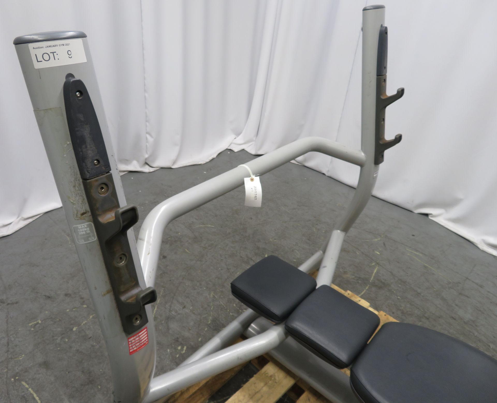 Technogym Model 4SC Chest Press Bench. - Image 5 of 9