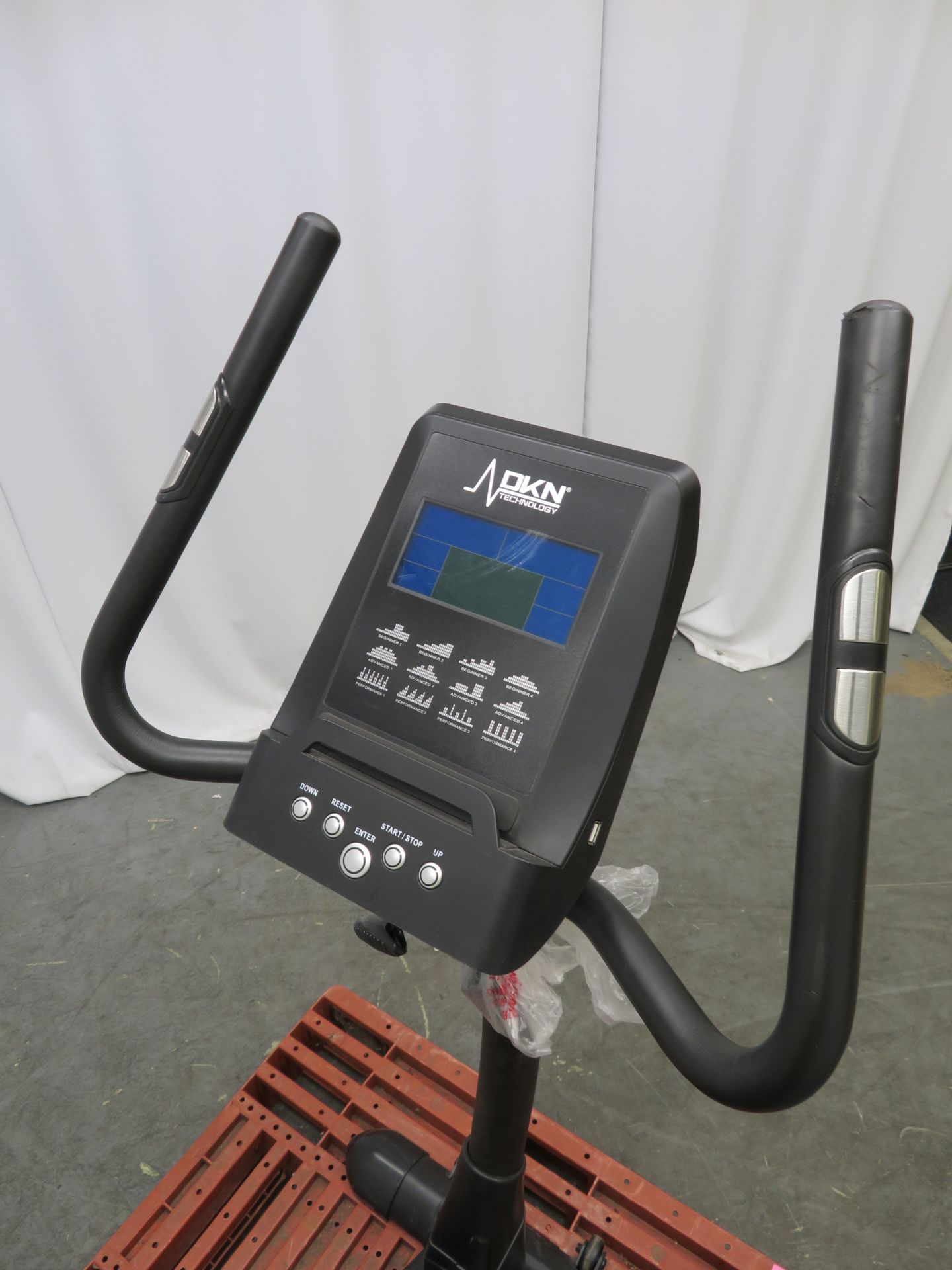 DKN AM-3i Upright Exercise Bike. - Image 6 of 8