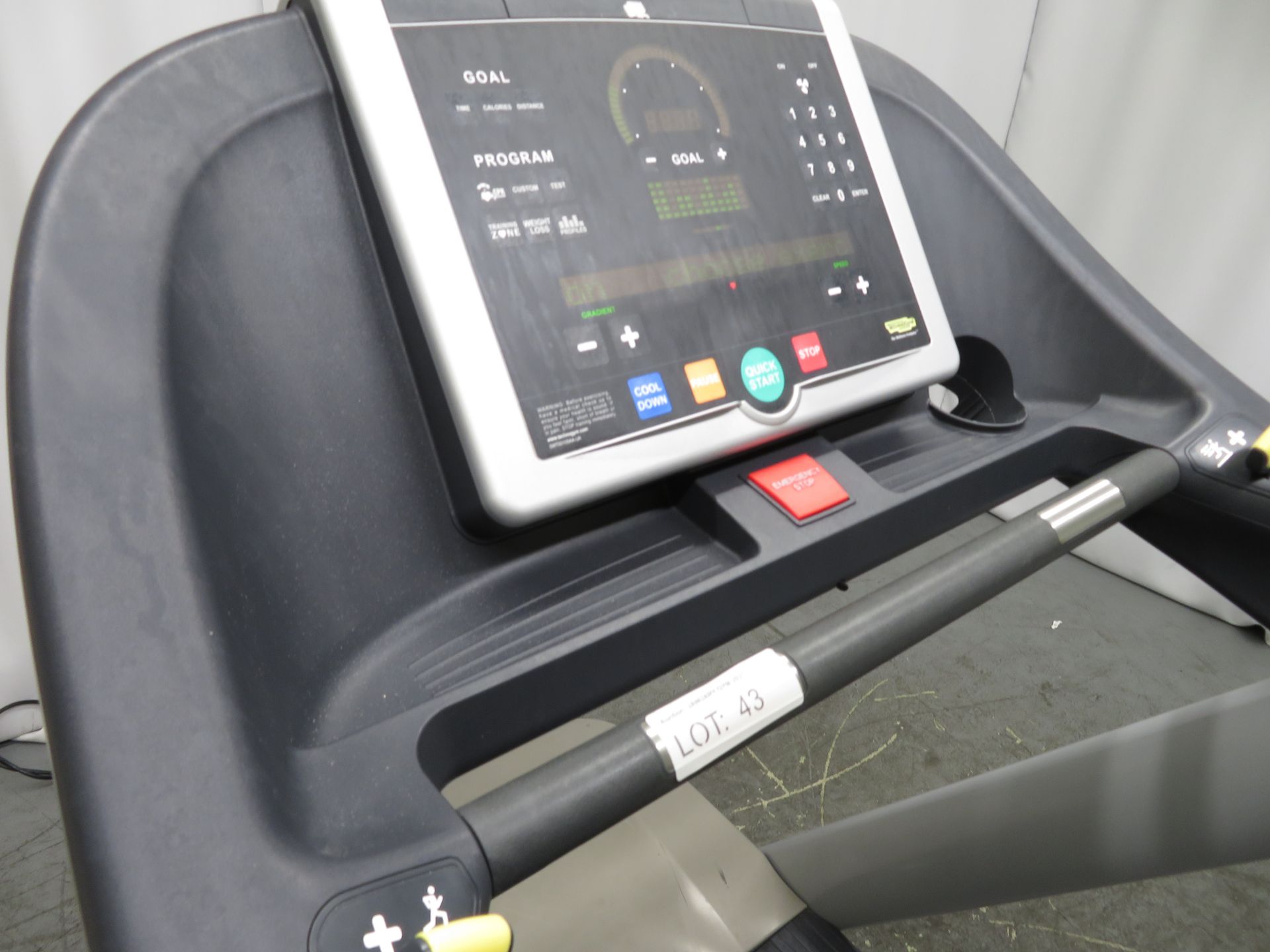 Technogym Run Now 700 Treadmill. LED Display. - Image 8 of 11