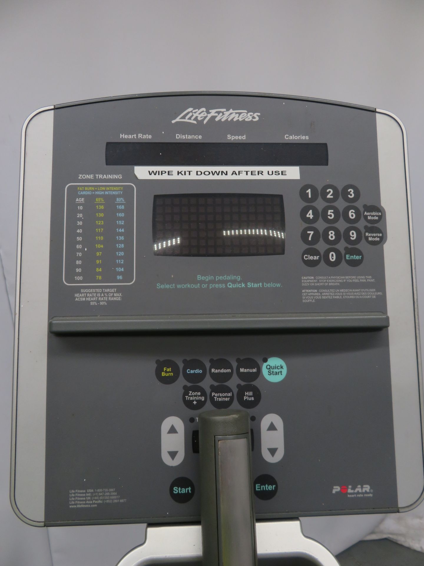 Life Fitness 95xi Cross Trainer. Spares Or Repairs. - Image 7 of 8