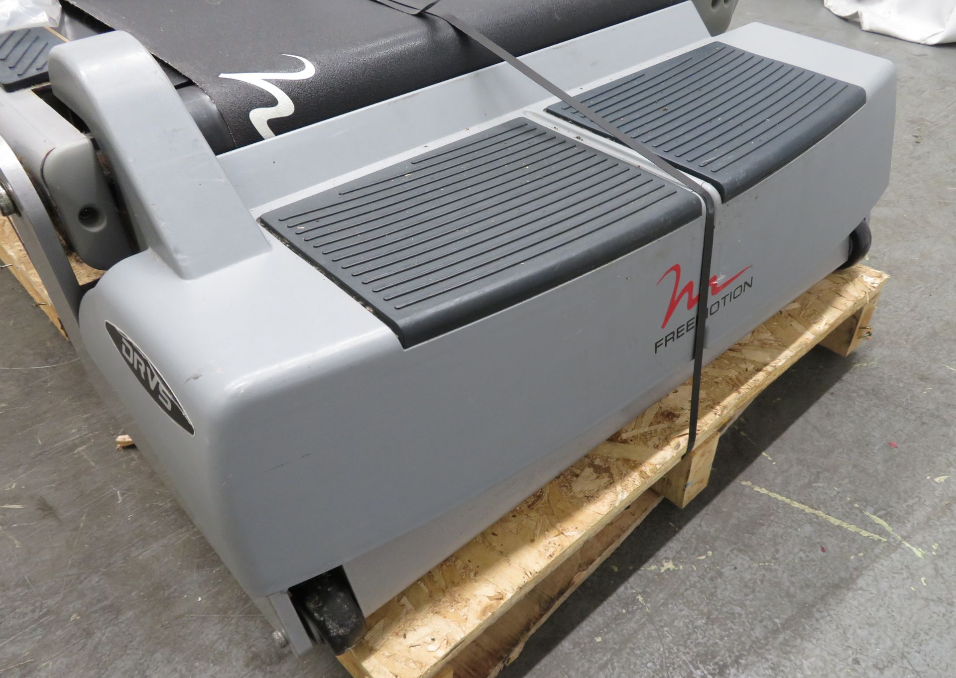 Freemotion DRVS Incline Treadmill. - Image 6 of 9