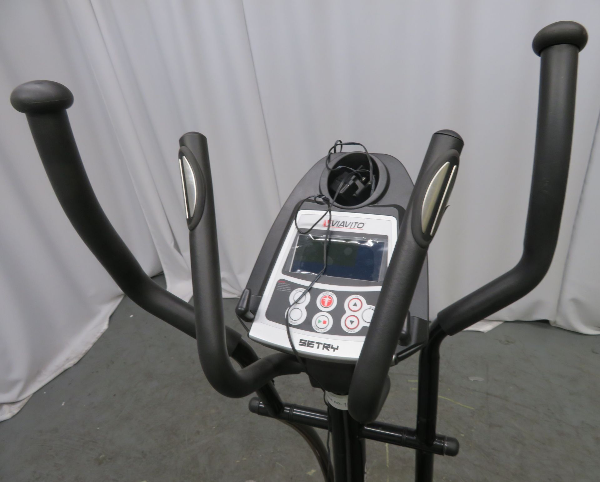 Viavito Setry 2 In 1 Bike + Cross Trainer. - Image 5 of 7