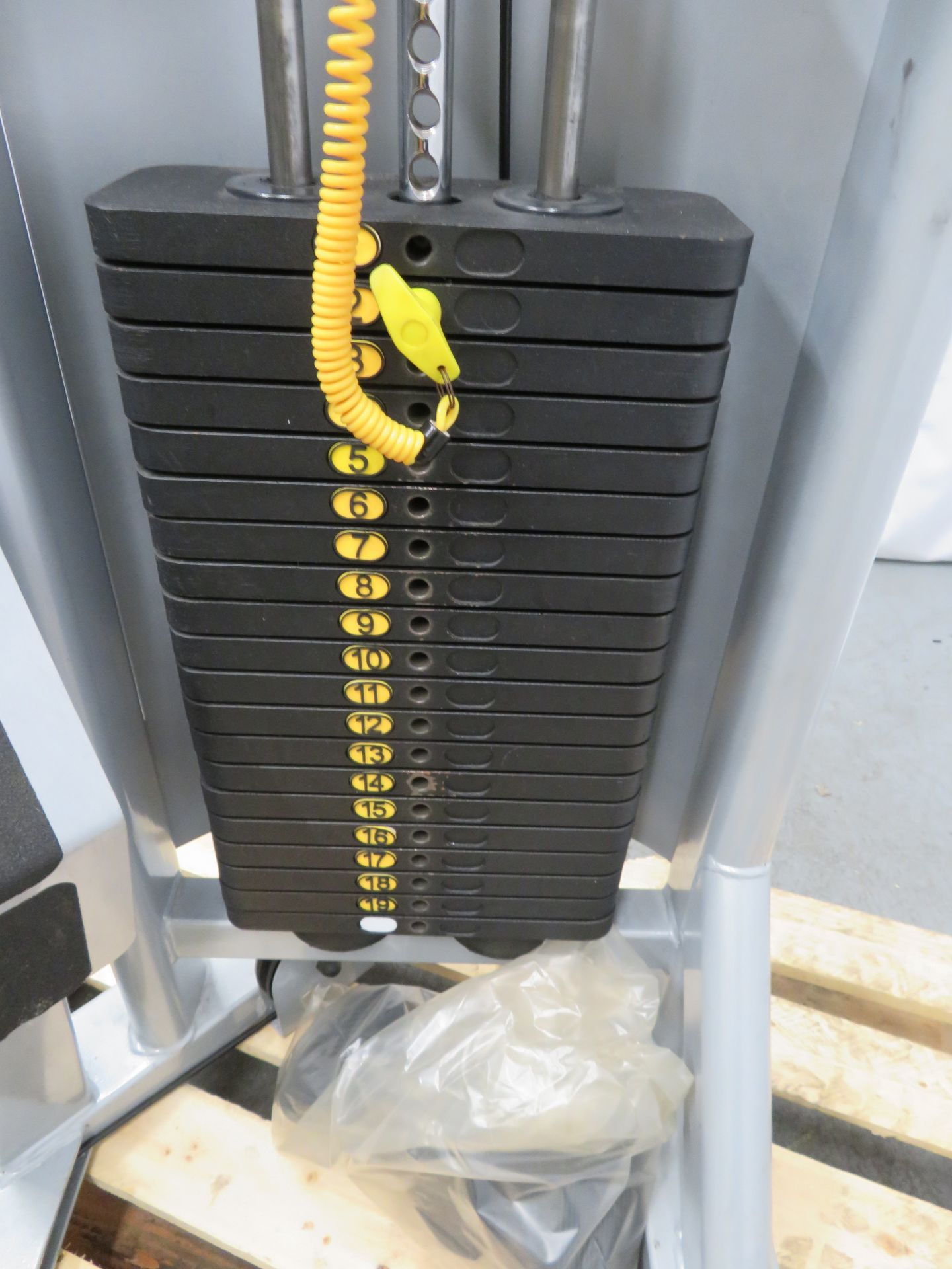 R2 Cable Leg Press. - Image 6 of 13