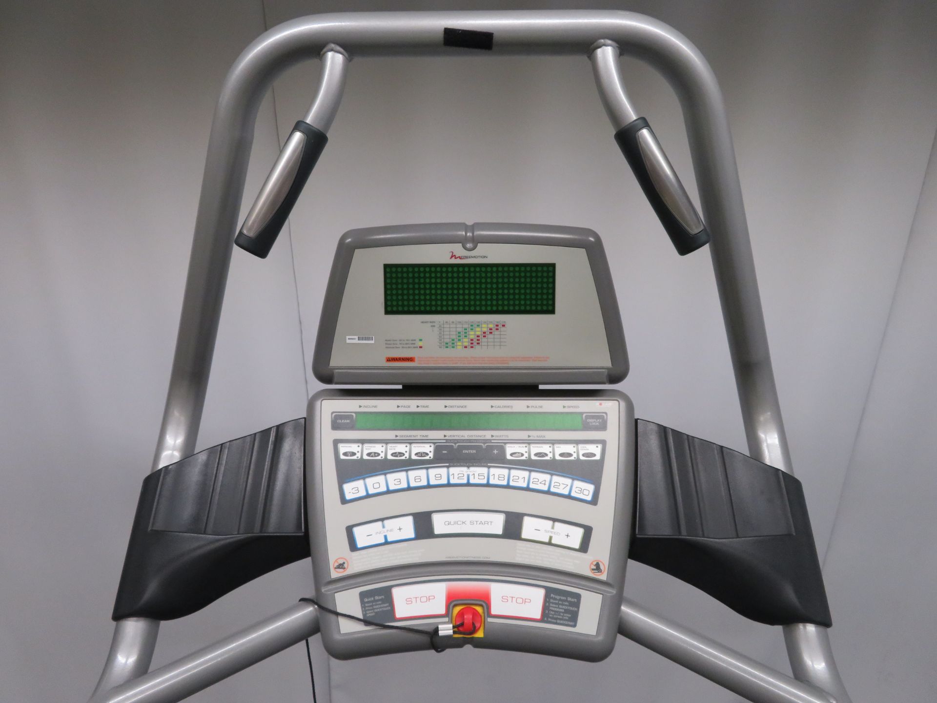 Freemotion DRVS Incline Treadmill. - Image 7 of 9