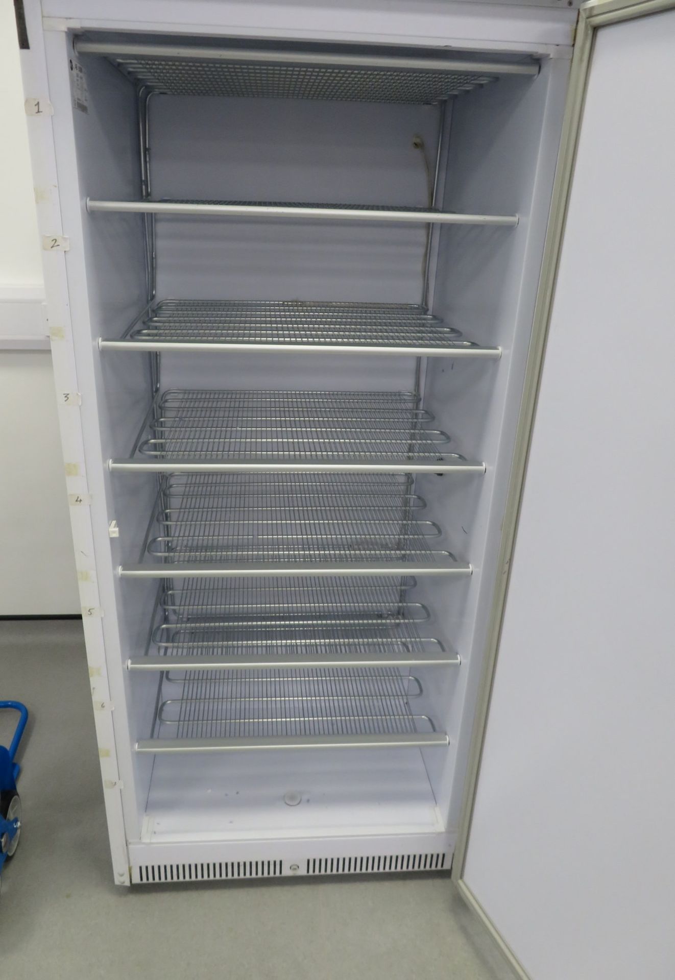 Iarp AB 500N Laboratory Freezer. -14'c -24'c Range. - Image 5 of 7