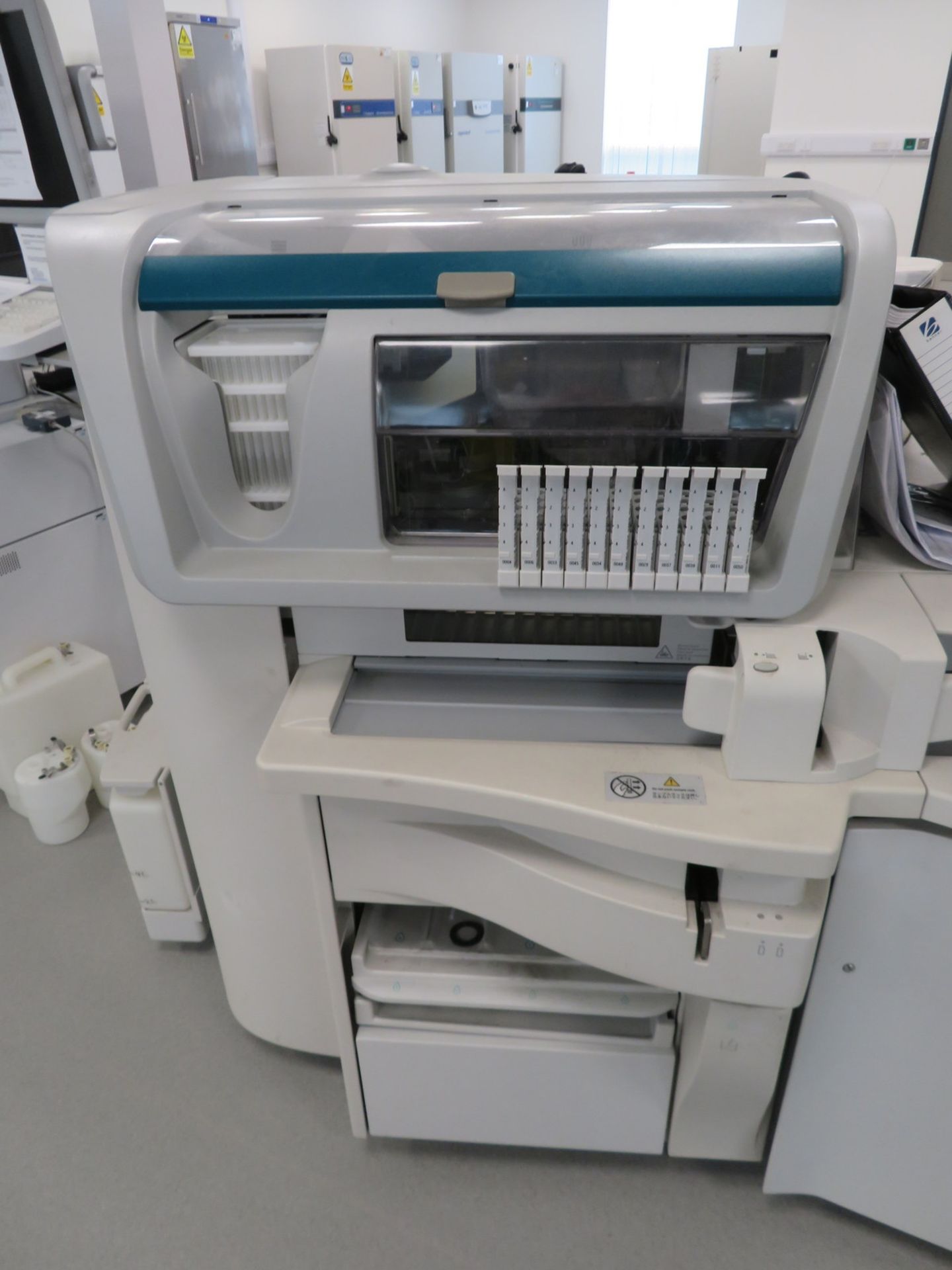 Siemens ADVIA Centaur XP Immunoassay System. As Spares, Various Parts Missing. - Image 2 of 15