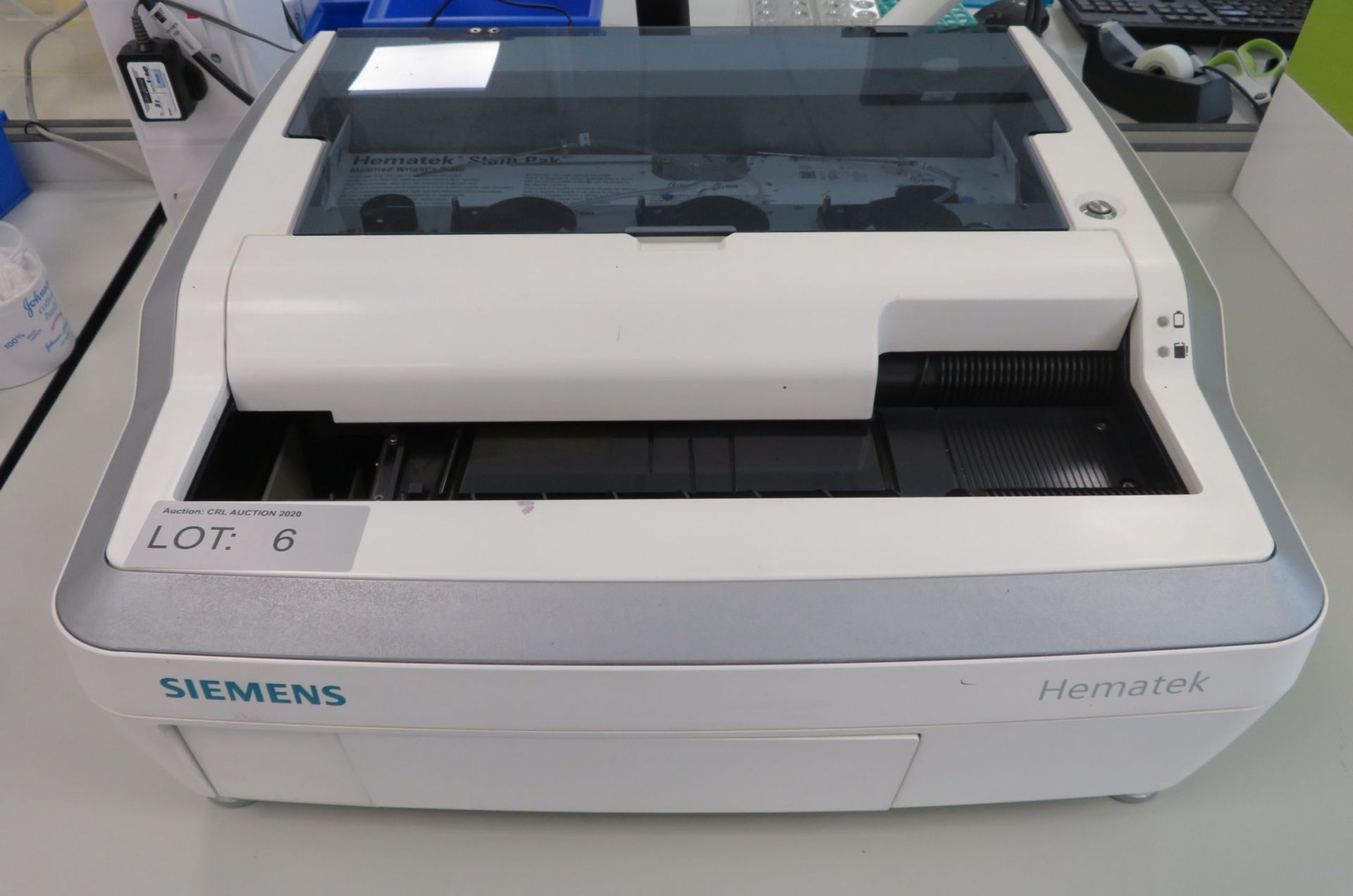 Siemens Hematek 3000 Semiautomated Slide Staining Analyzer.