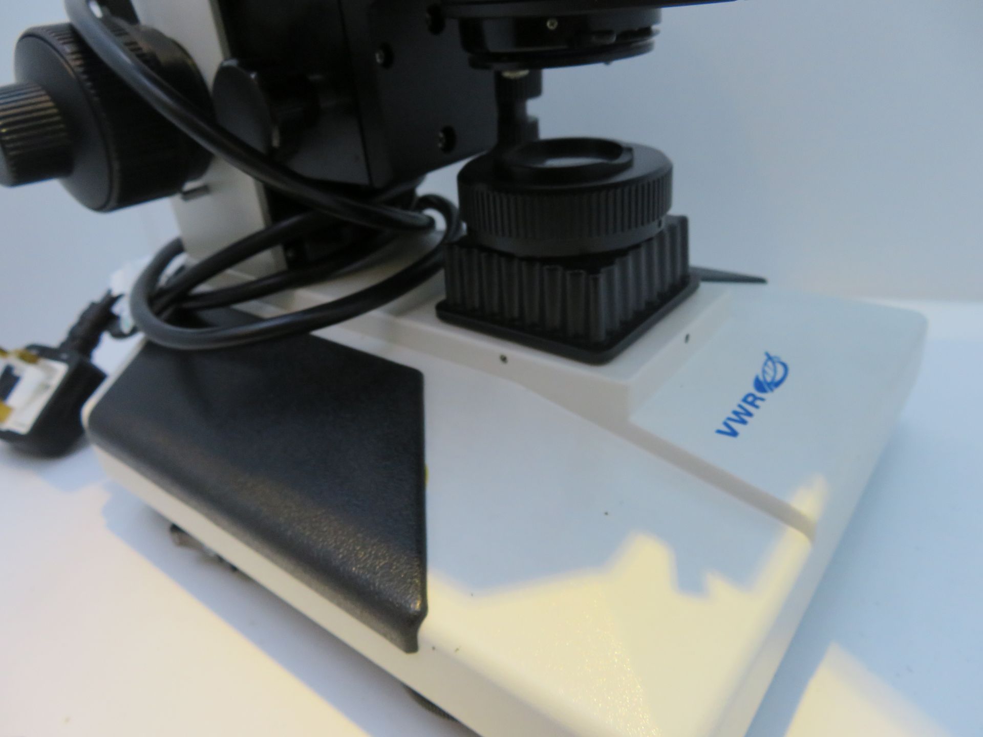 VWR VisiScope TR300 Scientific Microscope. - Image 5 of 8