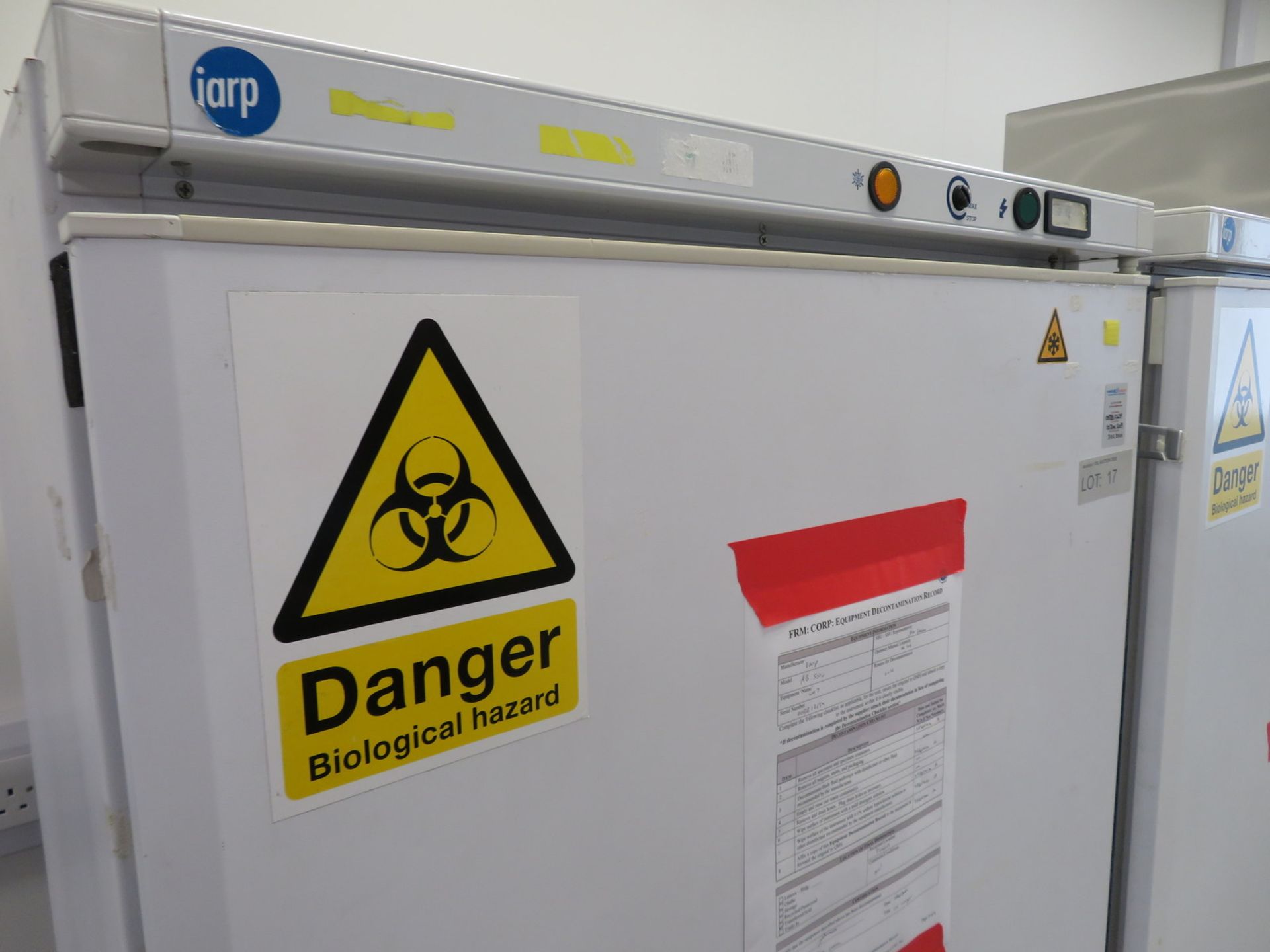 Iarp AB 500N Laboratory Freezer. -14'c -24'c Range. - Image 4 of 7