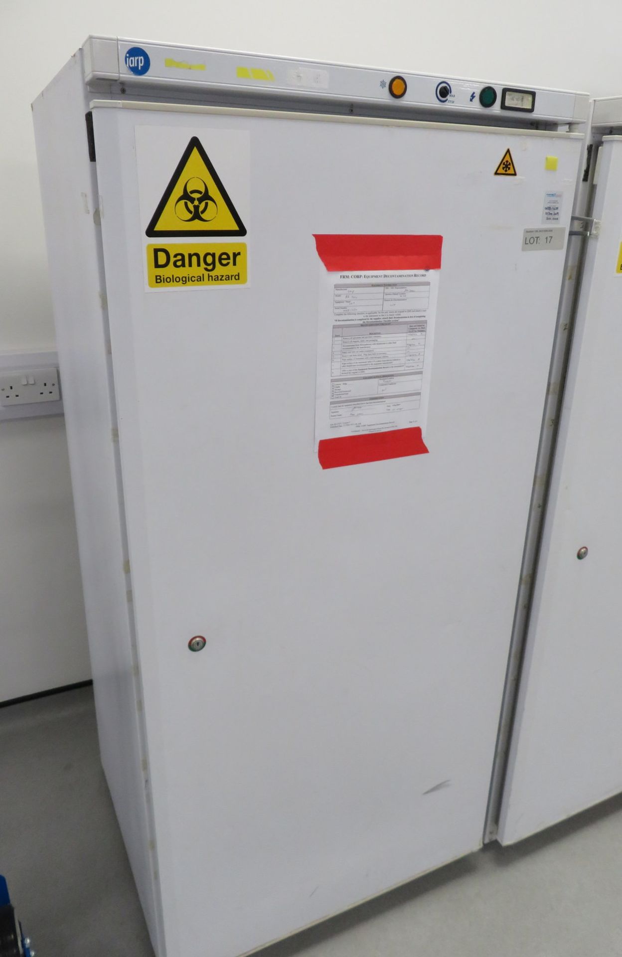 Iarp AB 500N Laboratory Freezer. -14'c -24'c Range. - Image 2 of 7